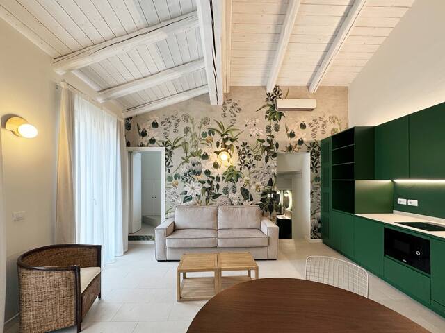 Trilocale di design con terrazze gallery image 2