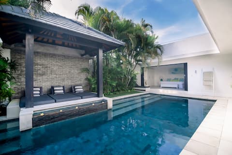 Luxurious Villa Amadu2 Legian Bali-200m to beach