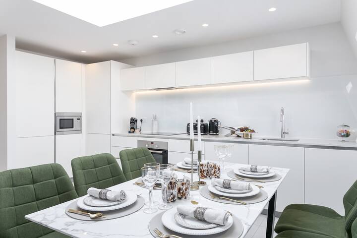 Marylebone penthouse w/ private terrace gallery image 3