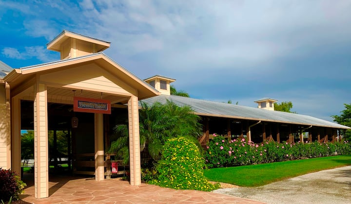 Whaley Ranch Florida Horse Ranch Adventures - Paradise Ranch Bunkhouse - Farm stays for Rent ...
