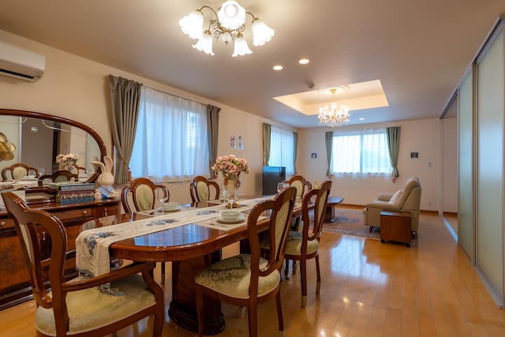 150㎡ Euro-Style Villa｜Koiwa｜Lift｜Parking｜8pax