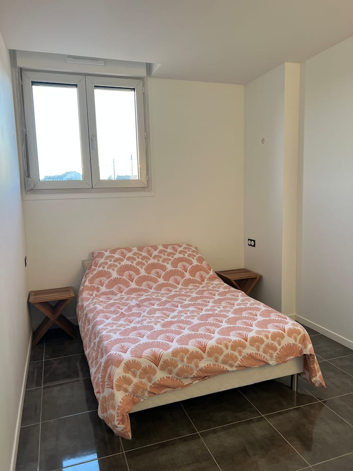 غرفة النوم 1