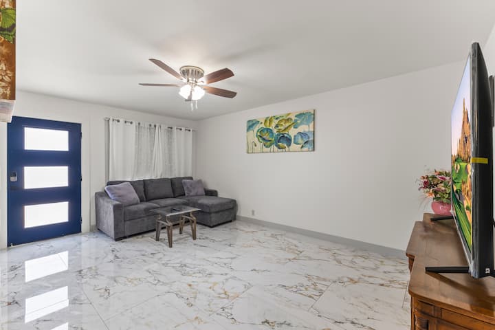 #108 Simple Stay - Glendale, AZ