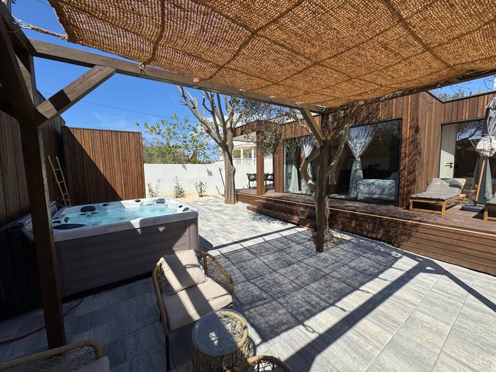 Prestige Beach & Wellness House - Nin