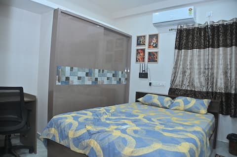 Brand New 1 BHK Full Furnished in Kondapur