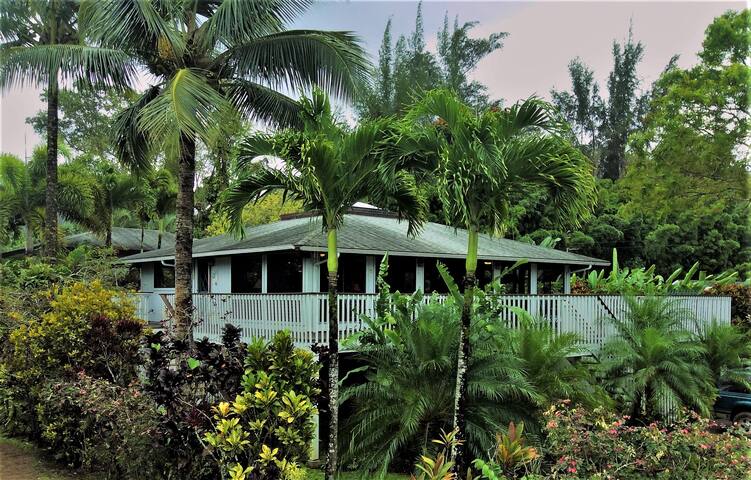 Perfect Hanalei location & great views TVNCU#1106 gallery image 3
