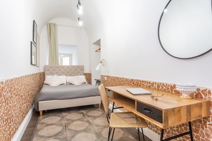 Daplace | Lucia Apartment gallery image 4