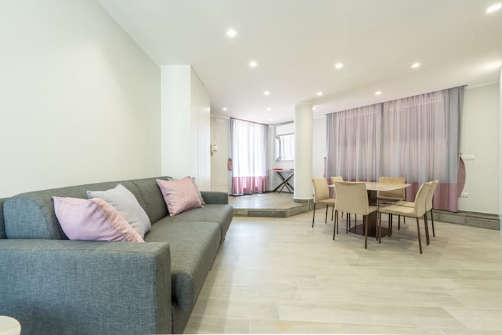 [Chiaia Rooftop] Sea & City Skyline Views