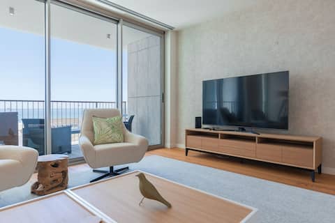 Successful Airbnb property: Luxury seaview Bayline in Armação De Pêra