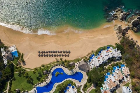 Beautiful apartment on the beach