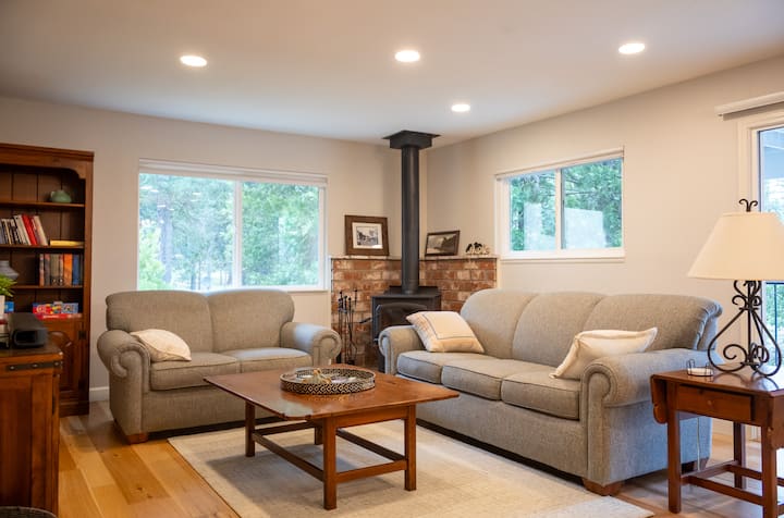 Sierra Hideaway, Lake House In Style Near Yosemite - Pine Mountain Lake, CA