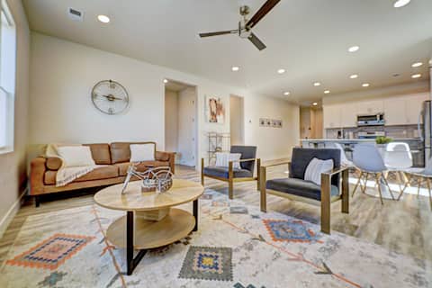 Top Airbnb: Desert Mineral Ascent: Crystals-Arcade-Cozy Stay in Fruita