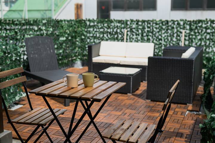 浅草橋4分／2フロア貸切／最大11名／新宿,秋葉原,銀座,上野東京直通／広々96㎡＆ルーフバルコニー gallery image 2