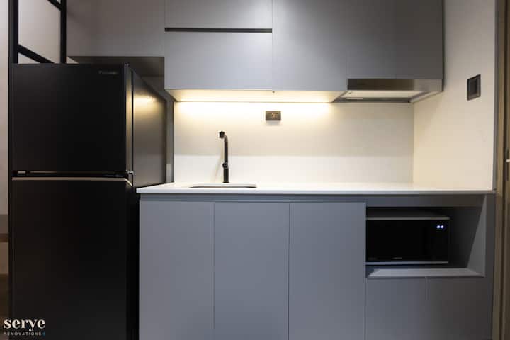 Contemporary Modern Unit Near Megamall Shang Mrt - Pasig