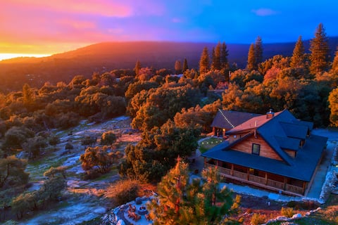 Shanks' Ponderosa House w/ EV Charger and Hot Tub