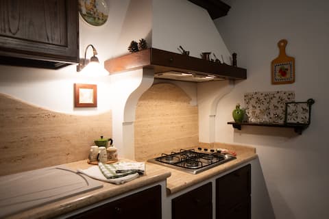 Top Airbnb: Garden by the River: Relaxation 10 Minutes from Downtown in Ascoli Piceno