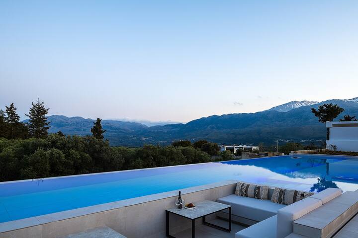 Villa Terra – Where Silence Meets the Sky gallery image 2