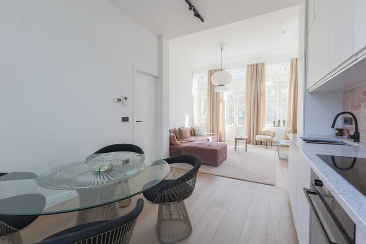 Southside Suite Two gallery image 2