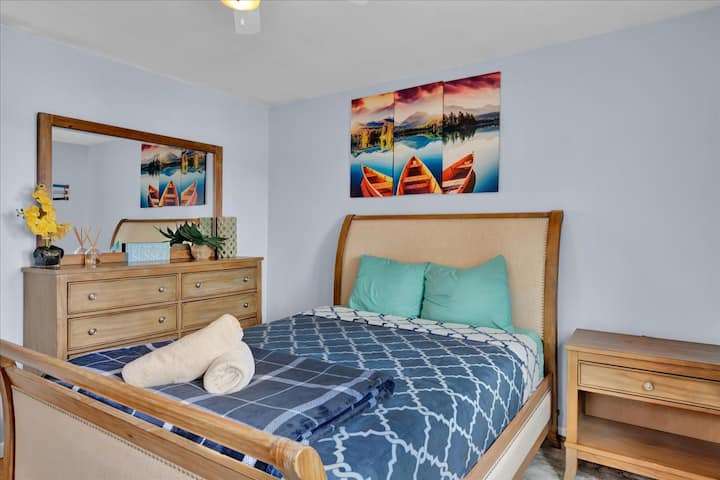 غرفة كوين تطل على البحيرة 