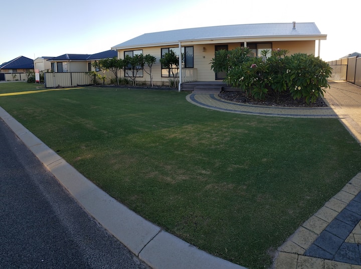 Leeman Holiday Rentals & Homes Western Australia, Australia Airbnb