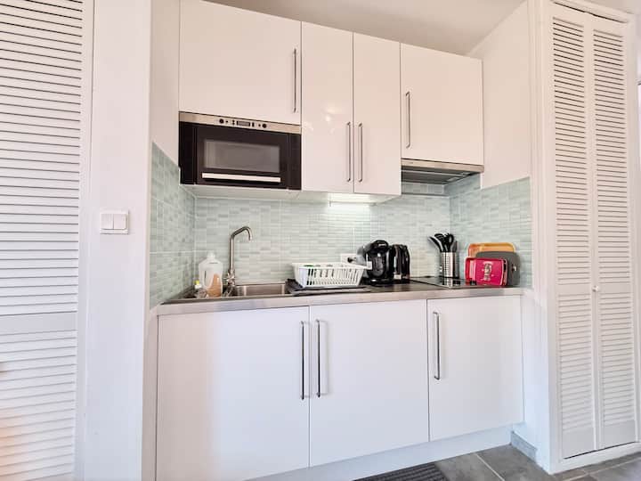 Studio Moderne | Terrasse | Parking Privé - Carqueiranne