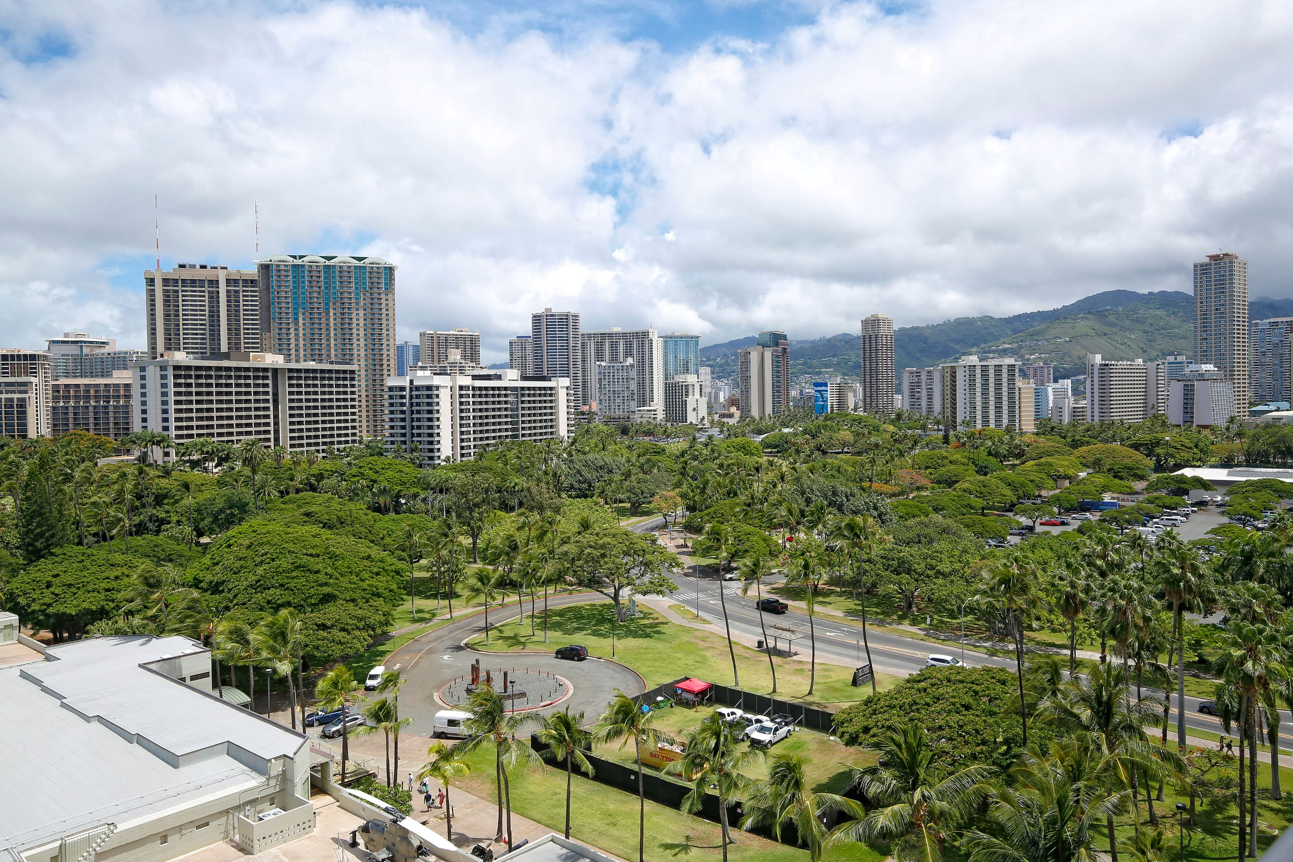 Condo in Honolulu · ★5.0 · 1 bedroom · 2 beds · 1 private bath - Image 27