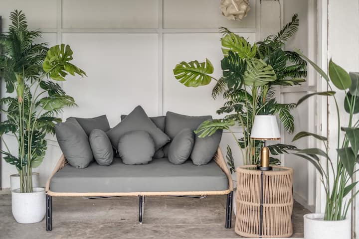 Living room image 6