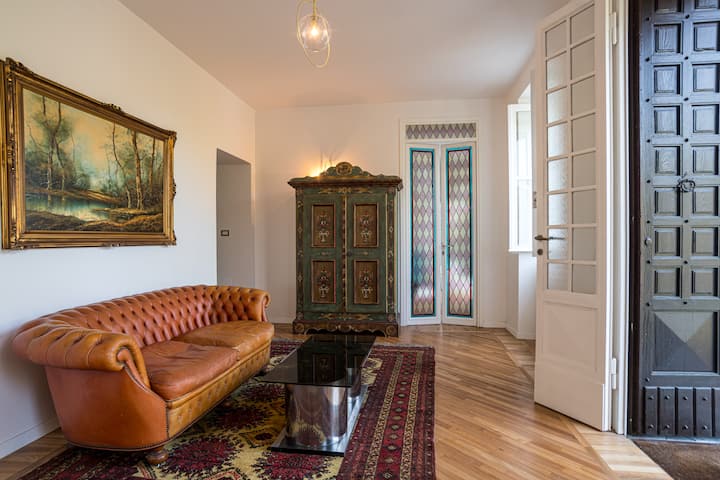 Guest Host - Stylish Apartment With Private Garden - Como