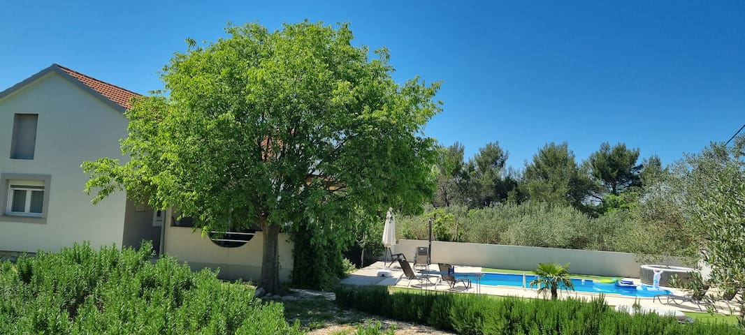 Zadria managed Airbnb listing 1