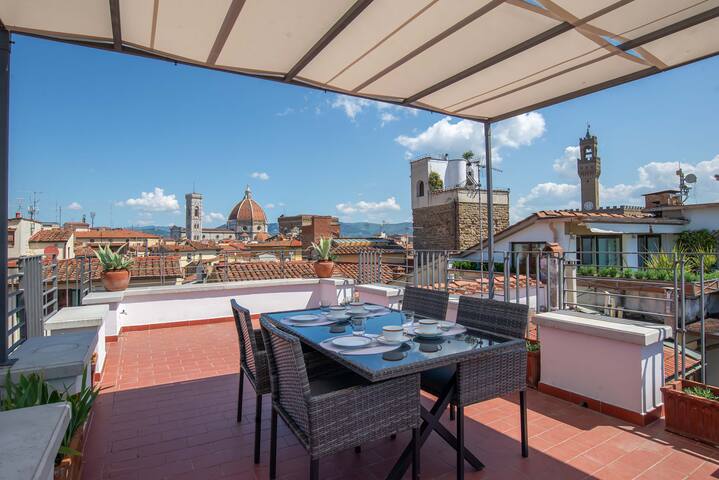 Santi Apostoli terrazza con vista gallery image 2