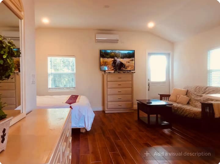 Detached Renovated Studio/vista/ Hwy 78 Sycamore - San Marcos, CA