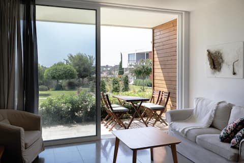Artistic Apartment by the Sea