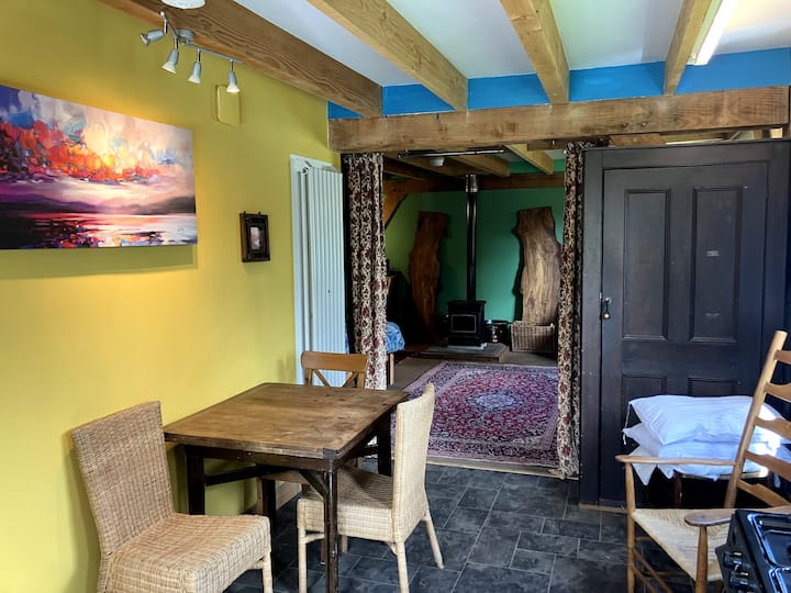 Tranquil, Timber Barn In Eassie - Schotland