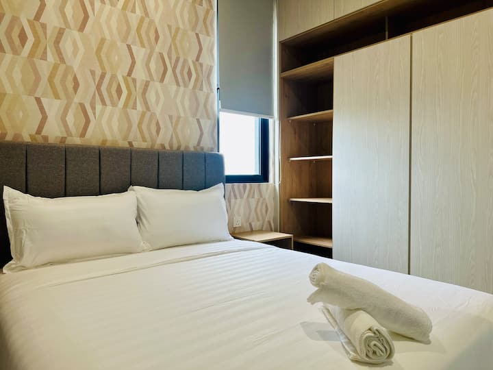 חדר שינה שלישי עם מיזוג אוויר