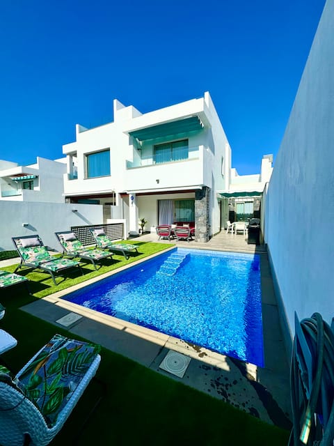 Villa SunnyPortofino,Heated pool