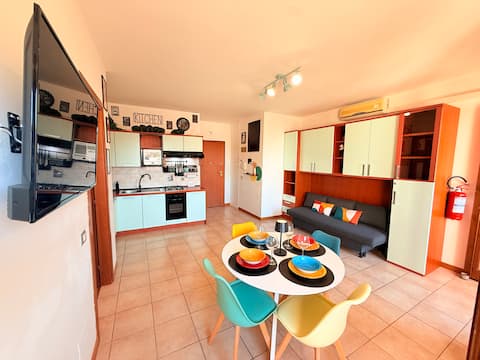 Top performing Airbnb: Grosseto Center: Comfortable/Bright APT facing Corso in Grosseto