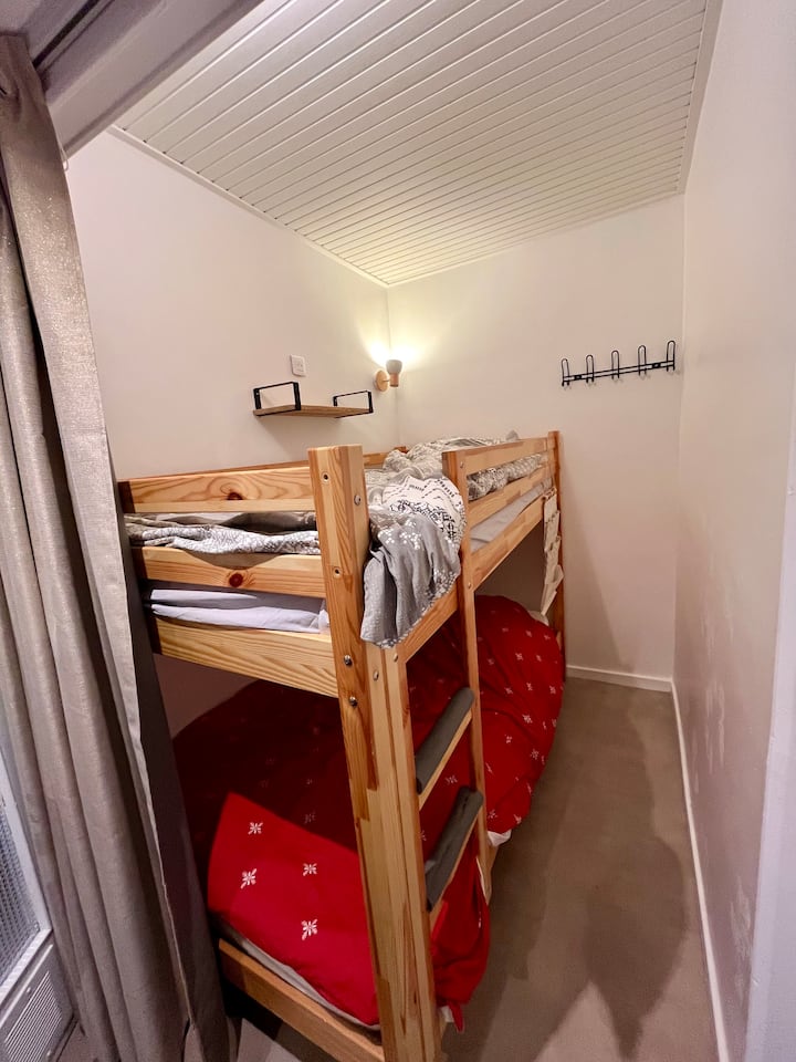 2 x jednostruki krevet na kat: 90*190