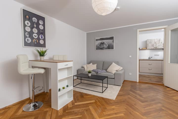 Modernes Apartment In Leipzig - Leipzig