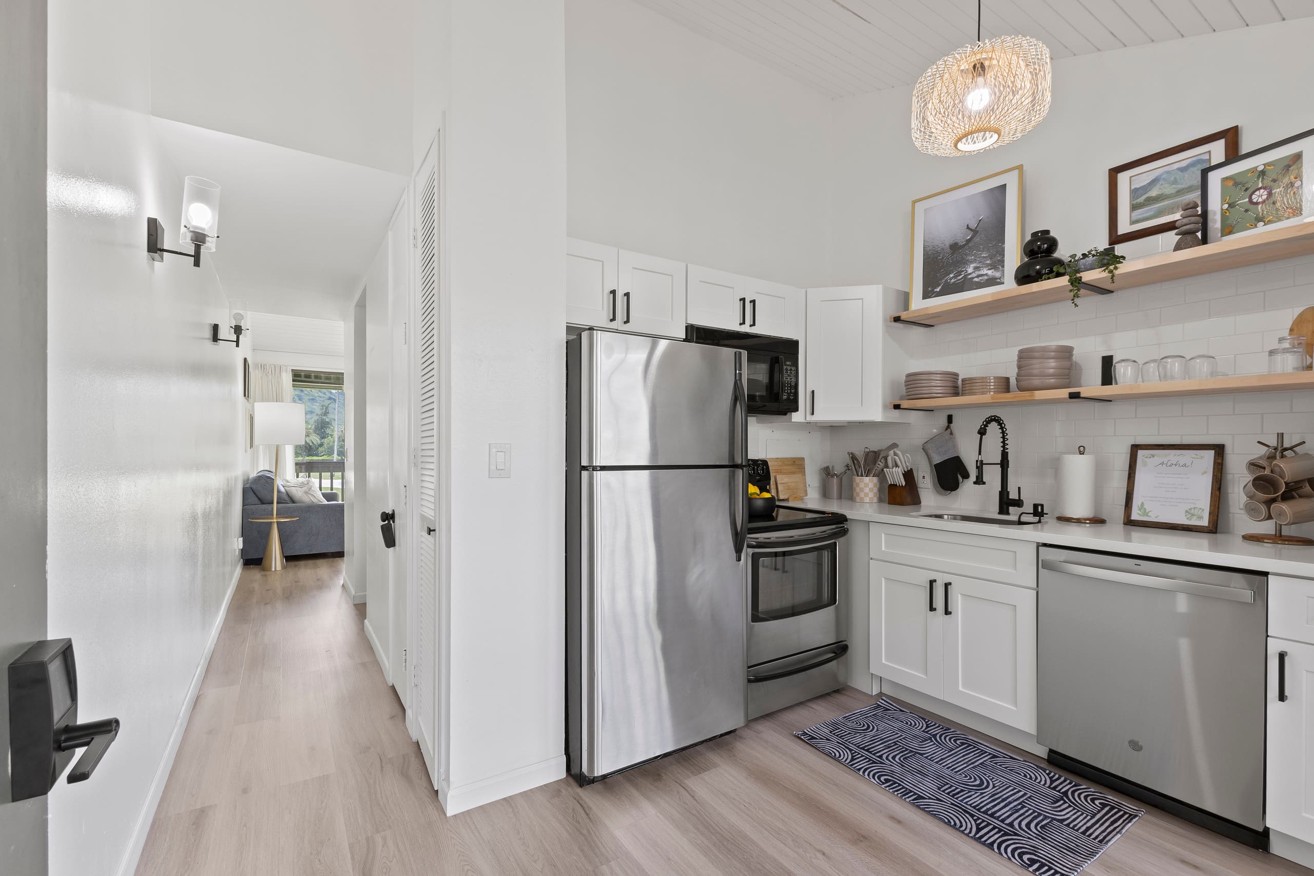 1BR Loft on Golf Course | Walk to Turtle Bay Beach - Image 8