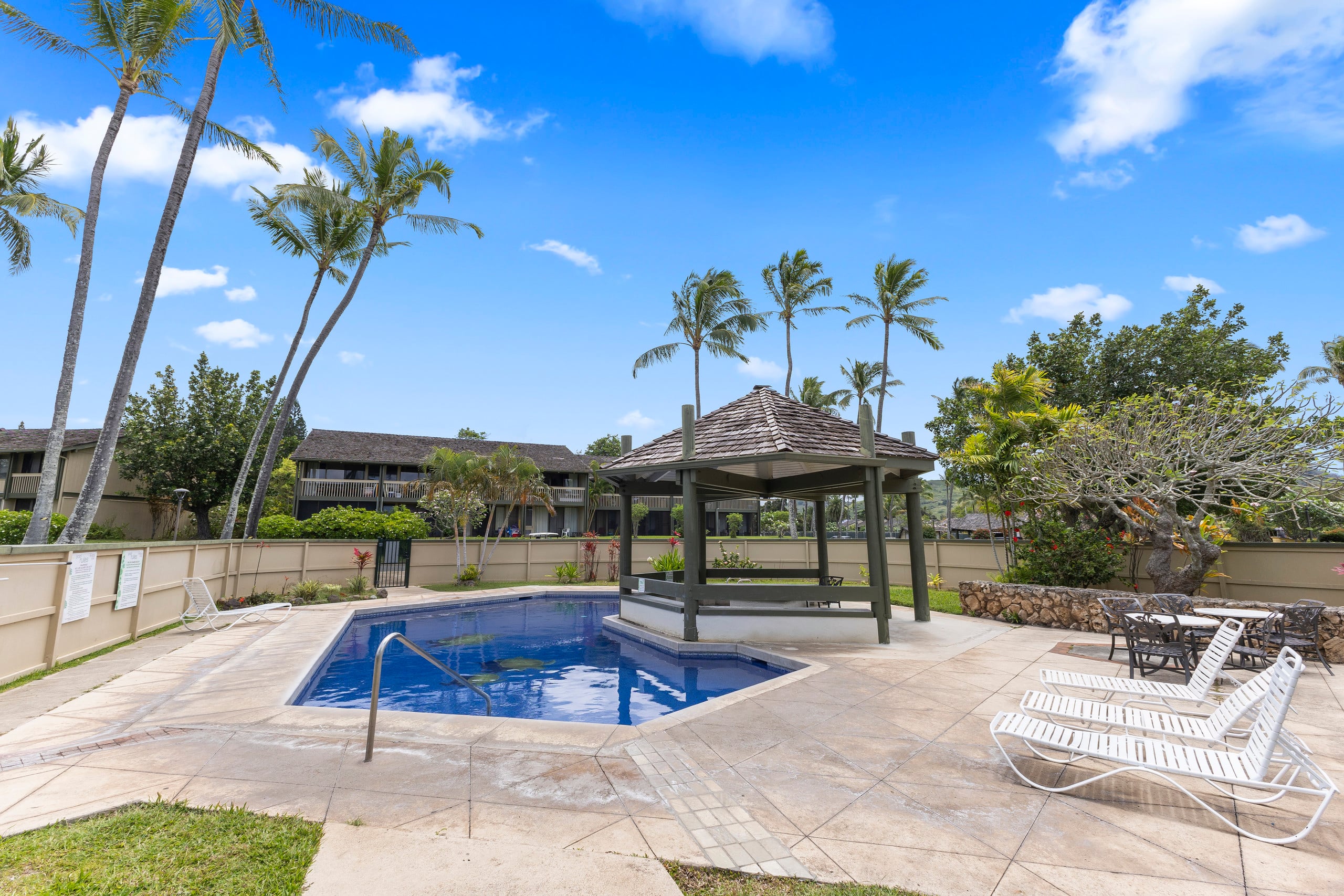1BR Loft on Golf Course | Walk to Turtle Bay Beach - Image 21