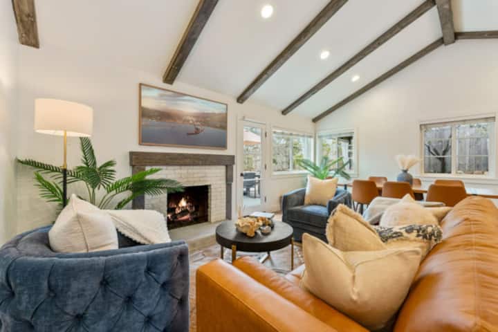 The Kingfisher | Firepit • Hot Tub • Beach 5 Mins - Isla Vista, CA