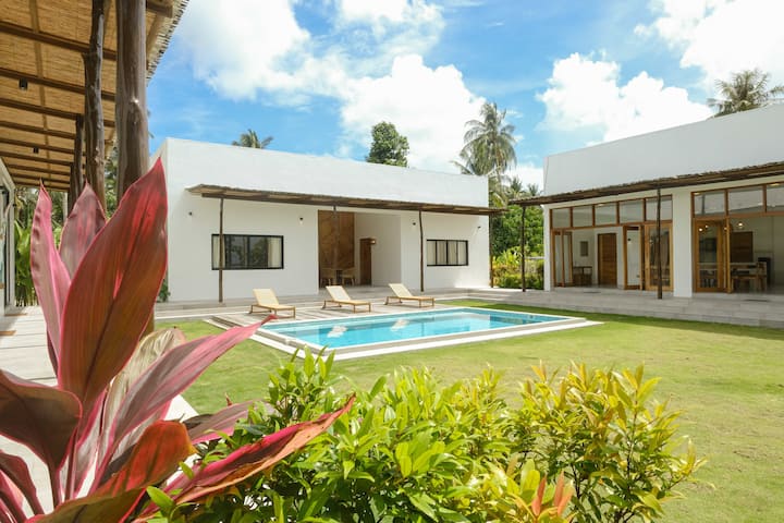 Malipaya Beachfront Villa
