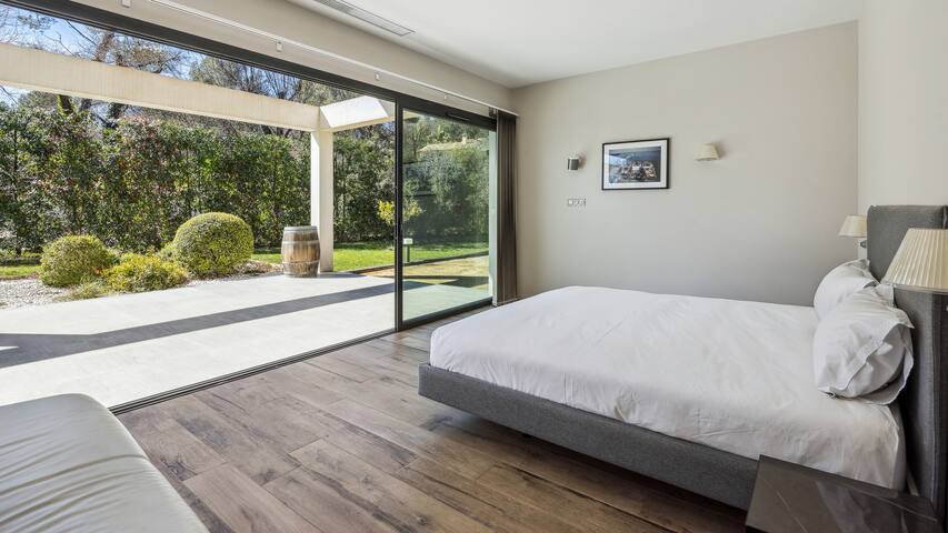 Magnifique villa contemporaine de 4 chambres