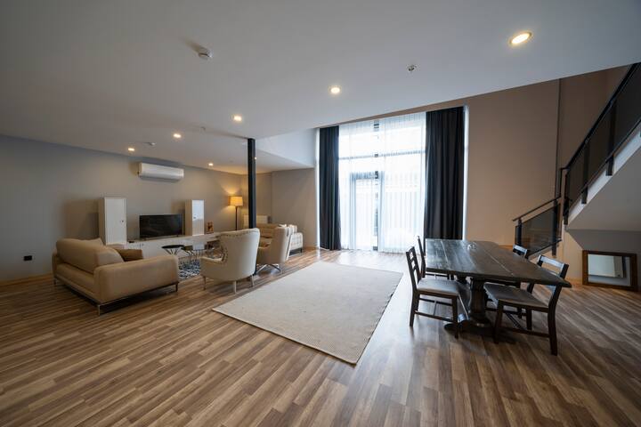 Modern 2 BR Duplex in Beyoğlu; Pool, Spa, Garage gallery image 2
