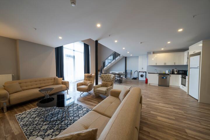 Modern 2 BR Duplex in Beyoğlu; Pool, Spa, Garage