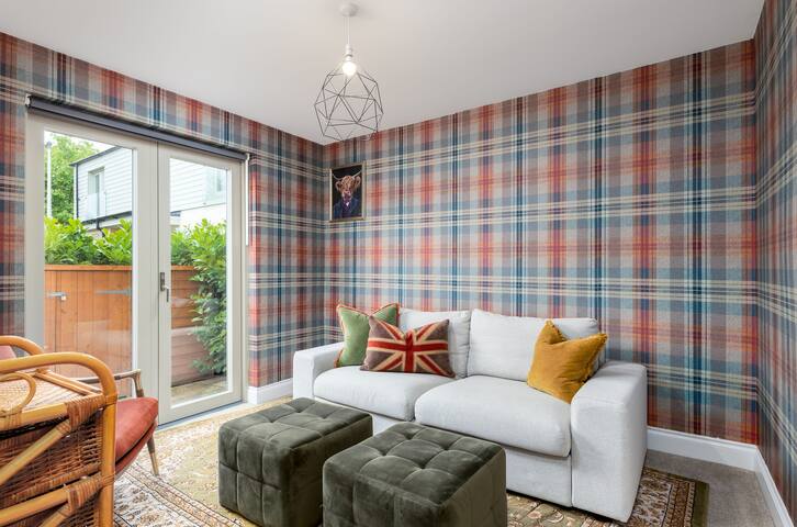 Brunstane House – 15 mins to City Centre gallery image 3