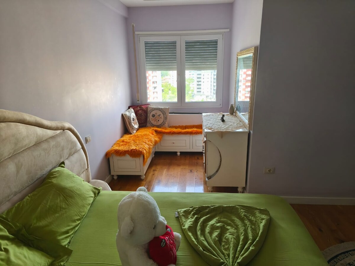 Listing 1414382660466433911