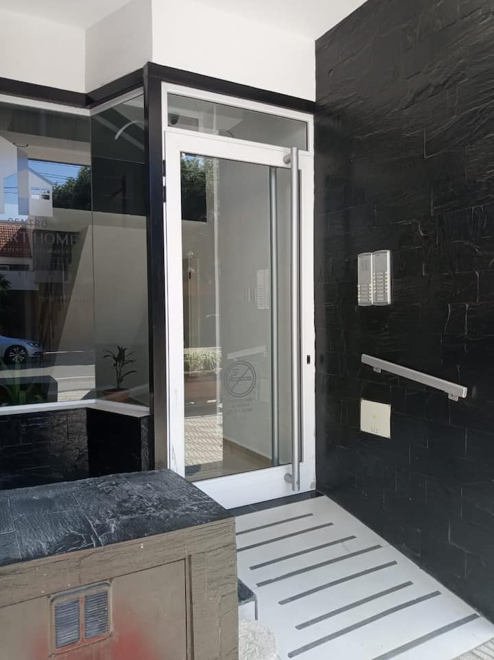 Studio Downtown Apart Home