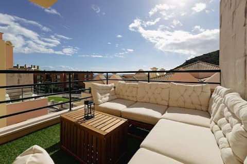 Premium Ocean View Suite w/ AC | 10 Min Beach