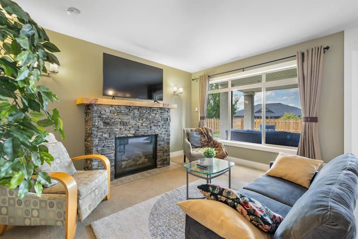 Trumpeter Harbor - Kelowna